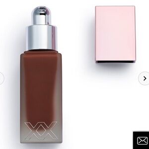 XX Revolution Glow Skin FauXXdation Foundation FX17.5 27ml